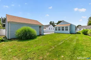 30 Yale St, West Hartford, CT 06110 - Photo 7
