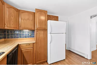 30 Yale Street, West Hartford, CT 06110 - Photo 23