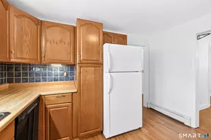 30 Yale St, West Hartford, CT 06110 - Photo 23