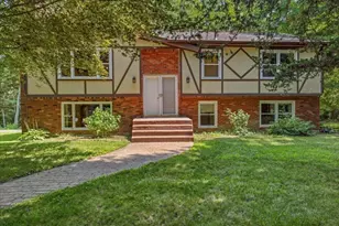 7 Ivy Ct, Colchester, CT 06415 - Photo 1