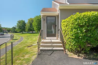 51 Dove Court, Windsor Locks, CT 06096 - Photo 3