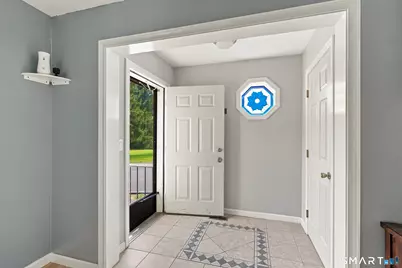 51 Dove Court, Windsor Locks, CT 06096 - Photo 5