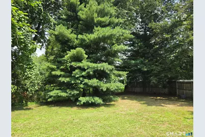 40 Suffolk Drive, East Hartford, CT 06118 - Photo 13