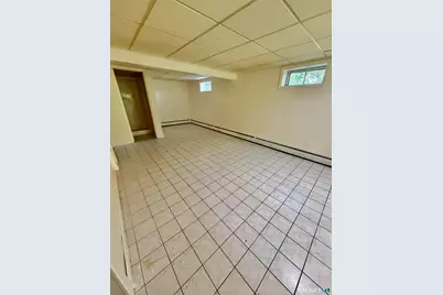 40 Old Colony Drive, Waterbury, CT 06708 - Photo 17
