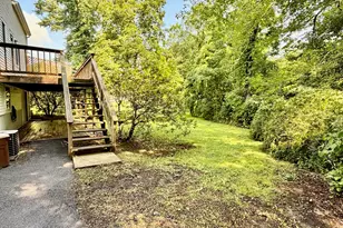 40 Old Colony Dr, Waterbury, CT 06708 - Photo 7