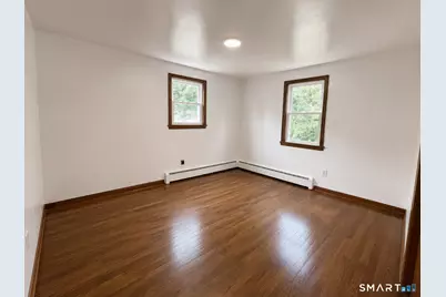 98 Hartley Drive, Waterbury, CT 06705 - Photo 9