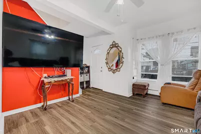 706 Maple Street #706, Bridgeport, CT 06607 - Photo 5