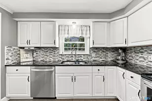 103 Bolton St, Manchester, CT 06042 - Photo 21