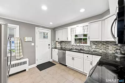 103 Bolton Street, Manchester, CT 06042 - Photo 17