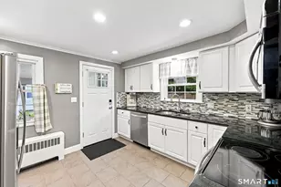 103 Bolton St, Manchester, CT 06042 - Photo 17
