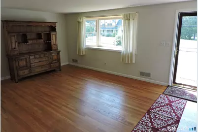 796 Avery Street, South Windsor, CT 06074 - Photo 9