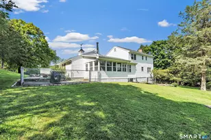 27 Brittany Ave, Trumbull, CT 06611 - Photo 7