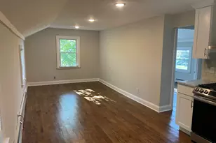 530 W Main St, Branford, CT 06405 - Photo 3