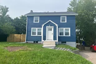 530 W Main St, Branford, CT 06405 - Photo 1