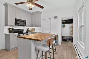 5 Parker St, Manchester, CT 06040 - Photo 9
