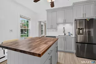 5 Parker St, Manchester, CT 06040 - Photo 11