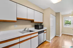1414 Whitney Ave, Hamden, CT 06517 - Photo 19