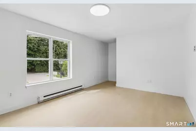 62 Chestnut St Extension #22, Danbury, CT 06810 - Photo 9