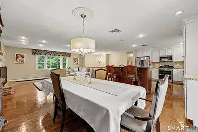 404 Narrow Lane, Orange, CT 06477 - Photo 9