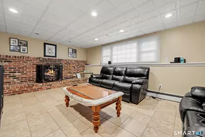 404 Narrow Lane, Orange, CT 06477 - Photo 23
