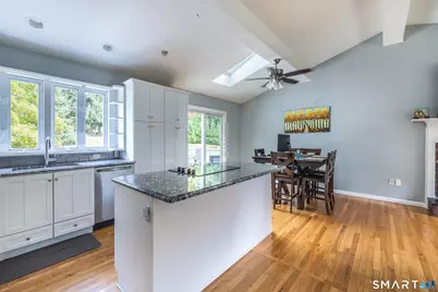 18 Buckingham Road, Seymour, CT 06483 - Photo 9