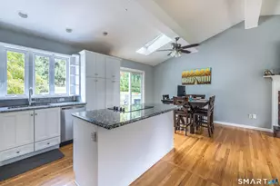 18 Buckingham Rd, Seymour, CT 06483 - Photo 9