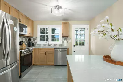 280 East Main Street #E6, Clinton, CT 06413 - Photo 5