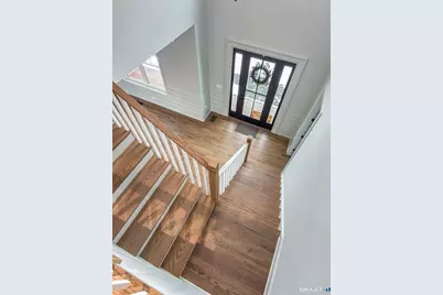 4 Vona Way, Newtown, CT 06470 - Photo 7