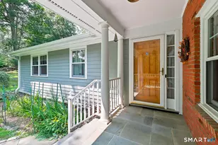 570 Burr St, Fairfield, CT 06824 - Photo 11
