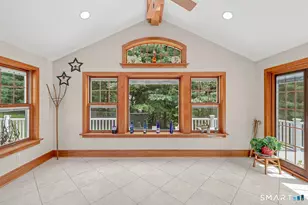 570 Burr St, Fairfield, CT 06824 - Photo 23