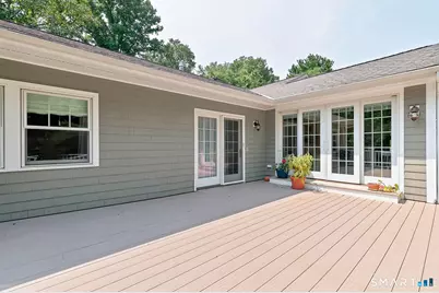 570 Burr Street, Fairfield, CT 06824 - Photo 5