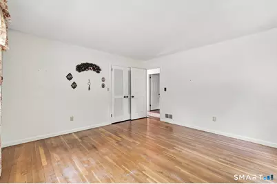 570 Burr Street, Fairfield, CT 06824 - Photo 27