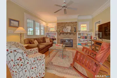 1164 Ocean Avenue, New London, CT 06320 - Photo 3