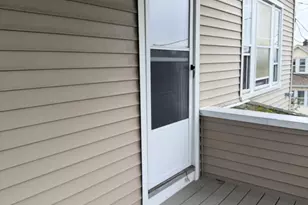101 Branford St, Hartford, CT 06112 - Photo 3