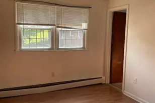 14 Park Pl, New Britain, CT 06052 - Photo 7