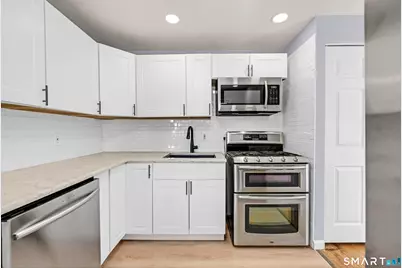114 Randal Avenue, West Hartford, CT 06110 - Photo 9