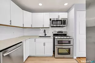 114 Randal Ave, West Hartford, CT 06110 - Photo 9