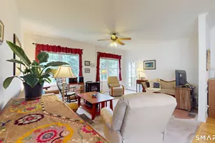 12 Ross Way, Windsor Locks, CT 06096 - Photo 11