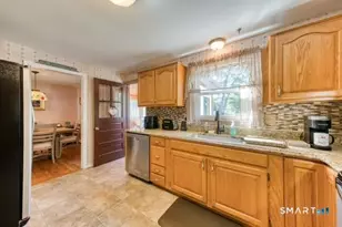 38 Kenwood Dr, Vernon, CT 06066 - Photo 9