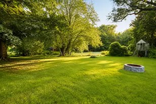 34 A Woodstock Rd, Pomfret, CT 06259 - Photo 15