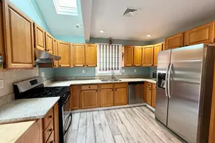 21 Parallel St, Norwalk, CT 06850 - Photo 23