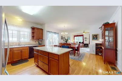 12 Ross Way #12, Windsor Locks, CT 06096 - Photo 5