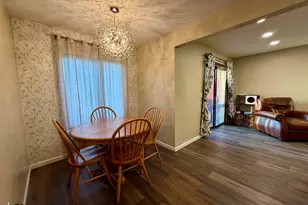 95 Woodsedge Dr, Newington, CT 06111 - Photo 7