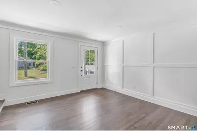 21 Meadow Street, Milford, CT 06460 - Photo 9
