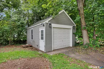 24 Beacon Street, Hamden, CT 06514 - Photo 33