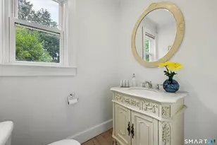 24 Beacon St, Hamden, CT 06514 - Photo 9
