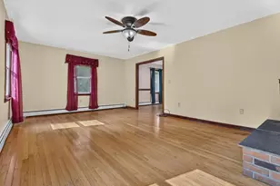 7 Friar Tuck Dr, Ledyard, CT 06335 - Photo 5