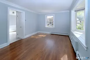 240 Sunnyridge Ave, Fairfield, CT 06824 - Photo 5