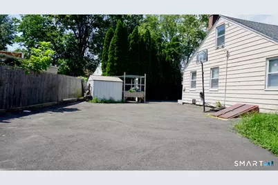 223 Pearl Harbor Street, Bridgeport, CT 06610 - Photo 11