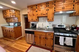 243 Harbor St, Branford, CT 06405 - Photo 13